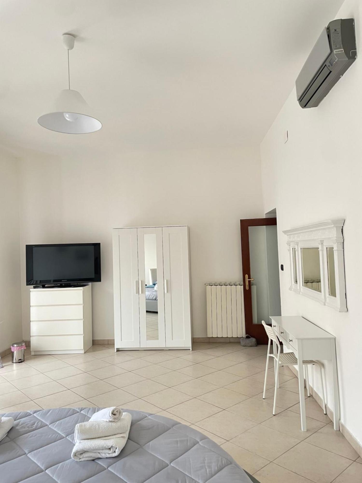 Parvis Home Μπρίντιζι Εξωτερικό φωτογραφία